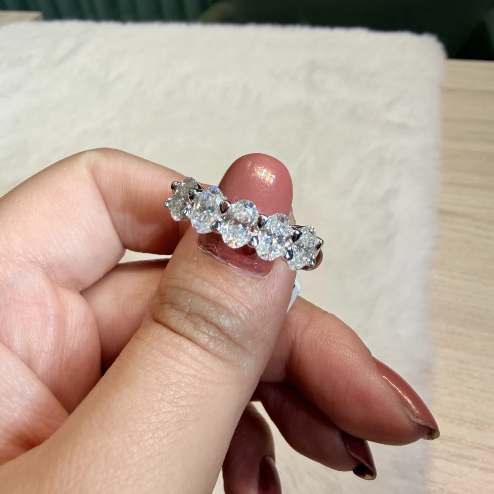 Anel Oval 4x6mm / 2,5 quilates - Imagem 2