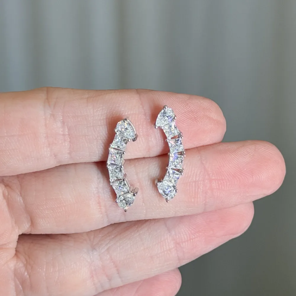 Brinco Earcuff 3x3mm / 3,8 quilates