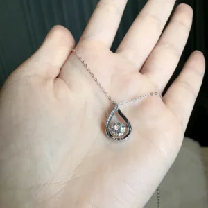 Colar Detalhe Moissanite 6,5mm / 1 quilates